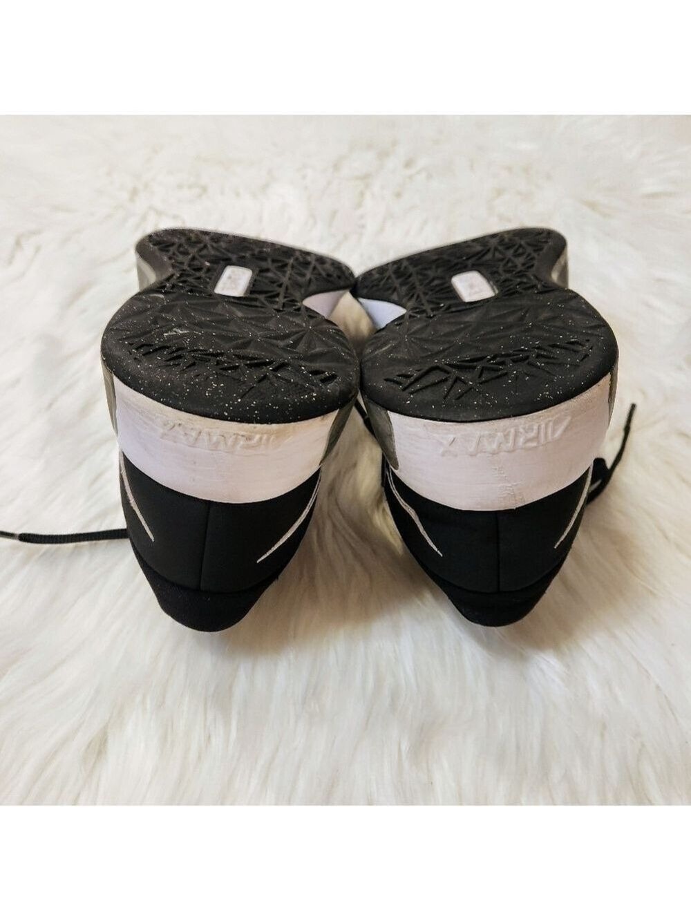 Nike Air Max Bella Black Fabric Training Sneakers Size 8 - Picture 8 of 10